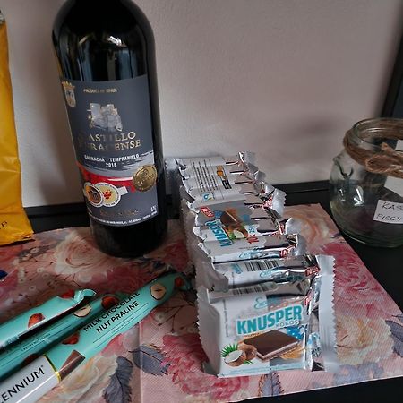 Apartman U Kostela Семили Екстериор снимка