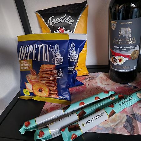 Apartman U Kostela Семили Екстериор снимка