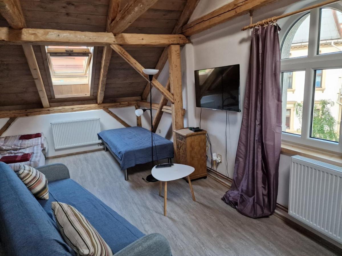 Apartman U Kostela Семили Екстериор снимка